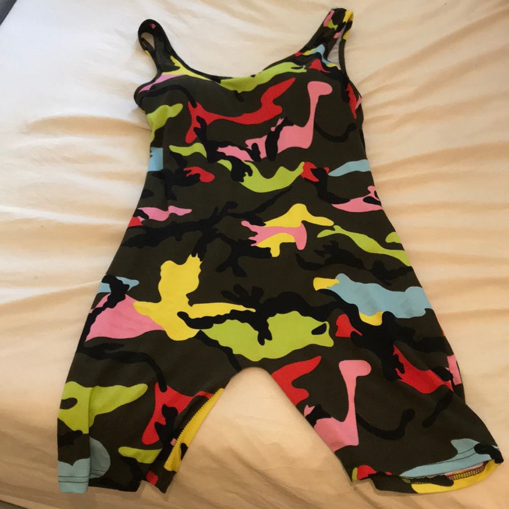 Army colored body suit !